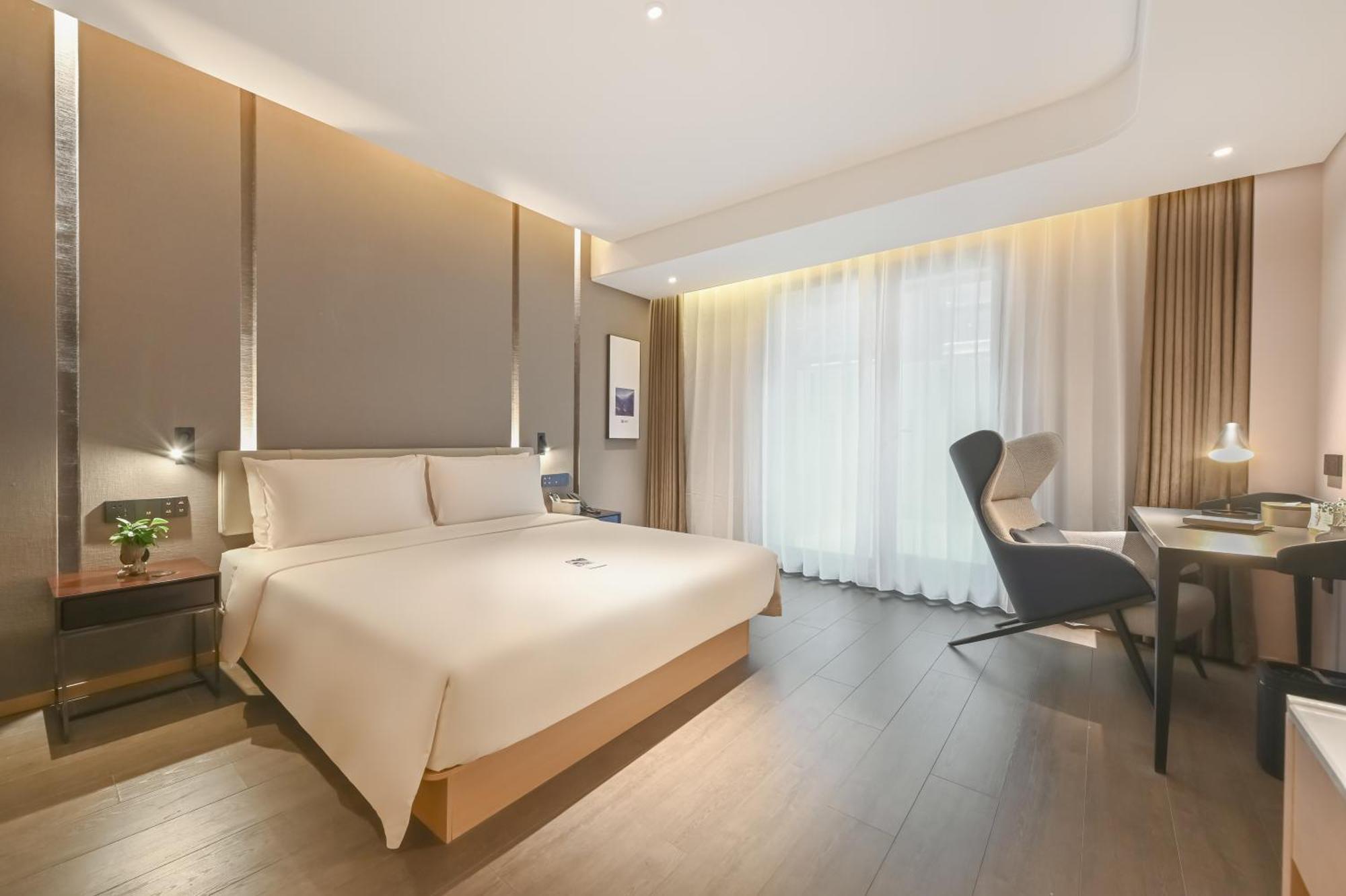 Atour Joy Chaoyang Road 4*